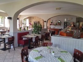 salle principale restaurant la licorne